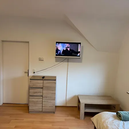 Apartment Gemuetliche *
